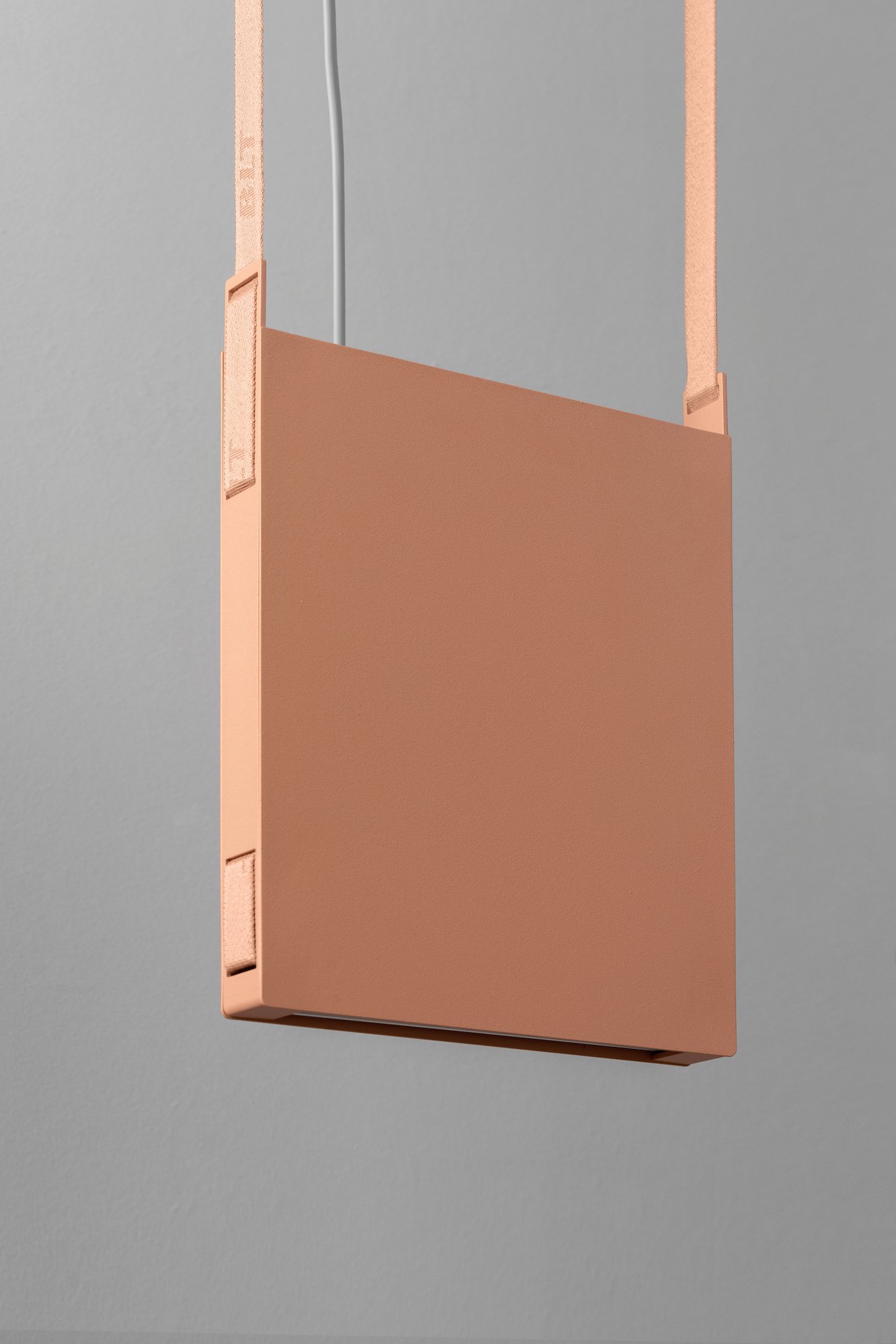 Світильник підвісний BLT 3